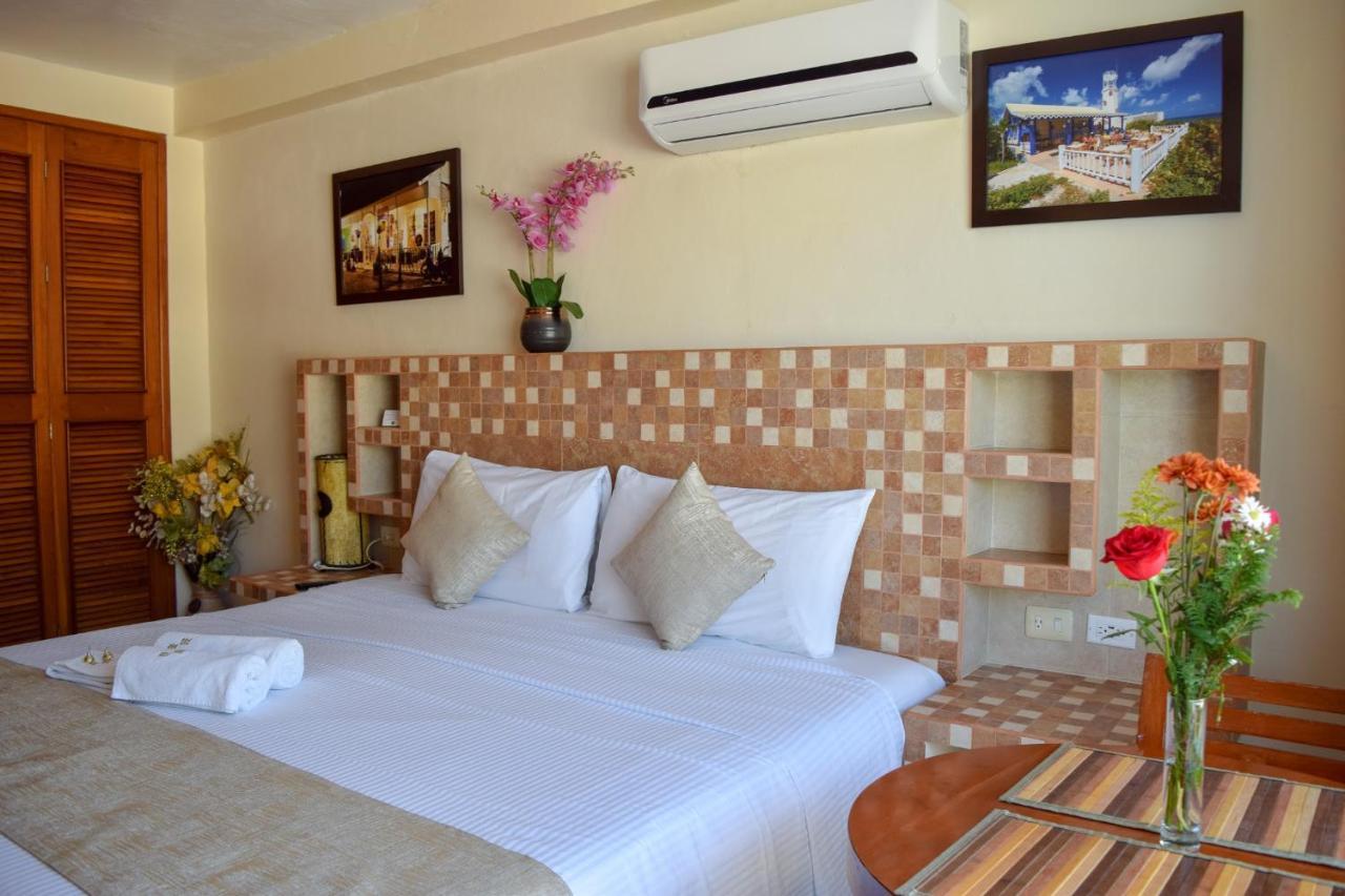 Hotel Bucaneros Isla Mujeres Eksteriør billede