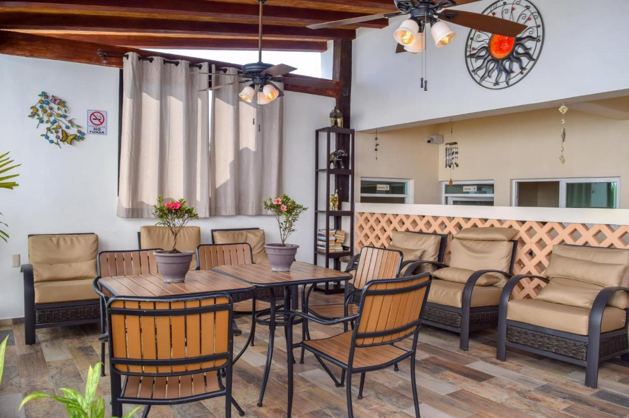 Hotel Bucaneros Isla Mujeres Eksteriør billede