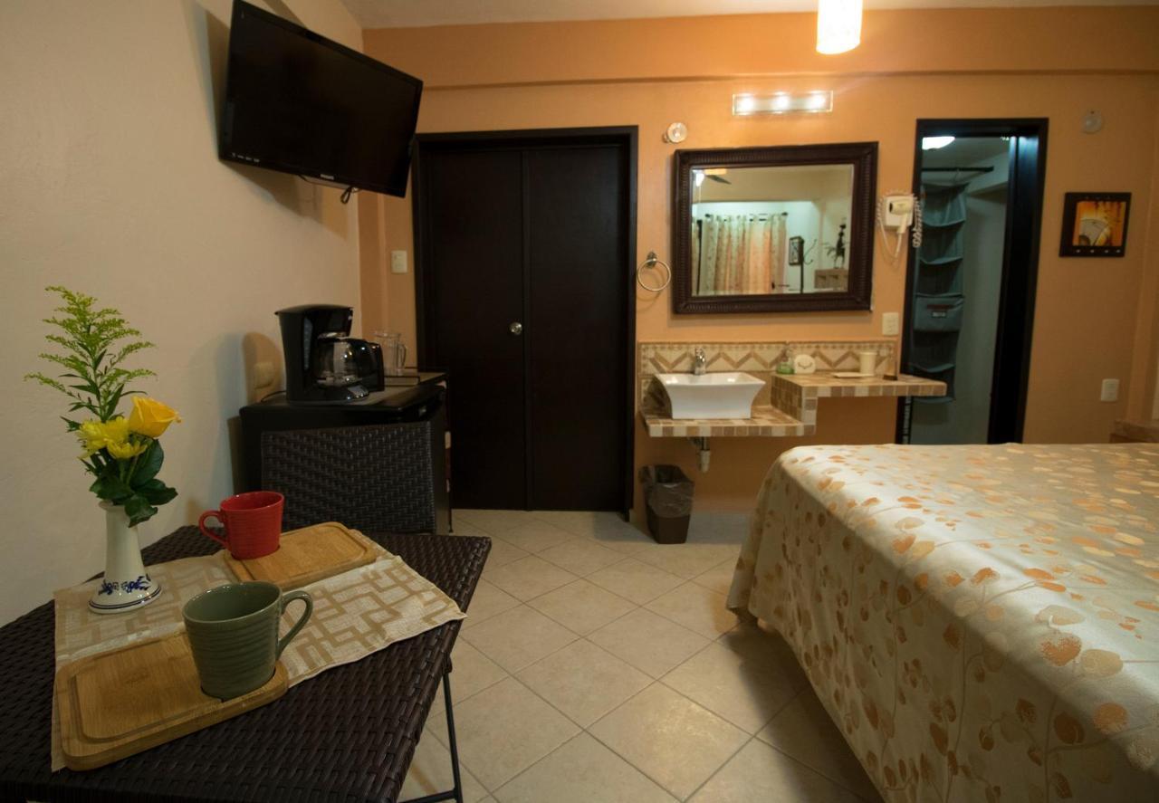 Hotel Bucaneros Isla Mujeres Eksteriør billede