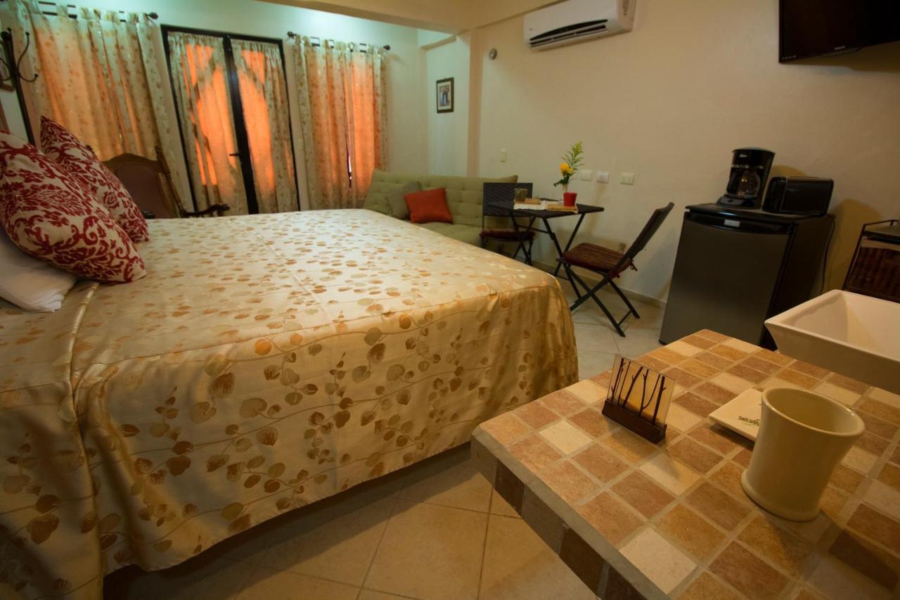 Hotel Bucaneros Isla Mujeres Eksteriør billede