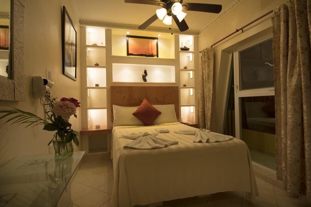 Hotel Bucaneros Isla Mujeres Eksteriør billede